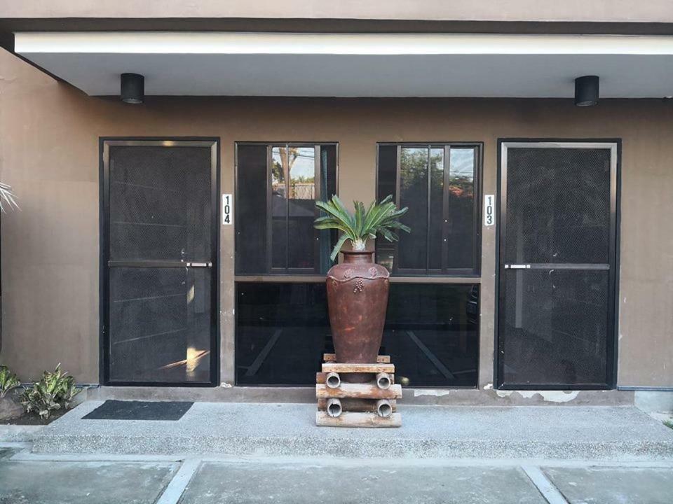Anabelle Residence Dumaguete City Esterno foto